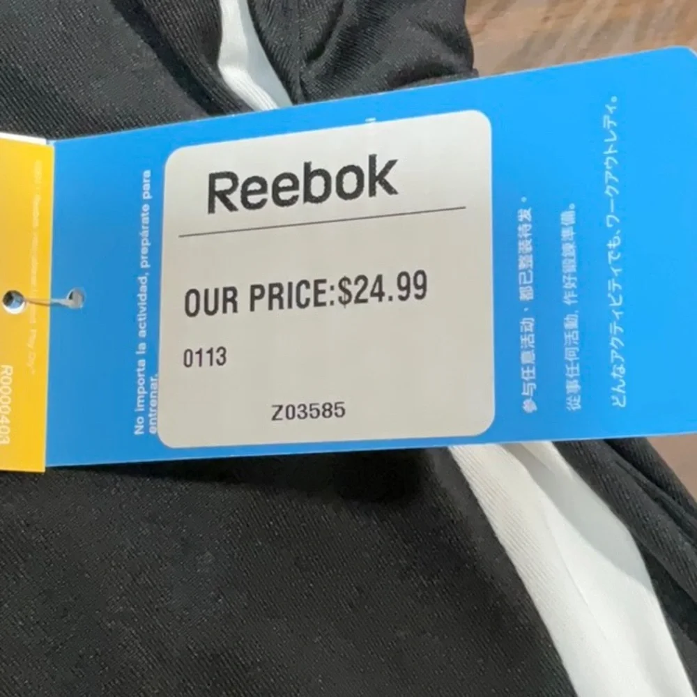 Reebok “PlayDry” Top NWT